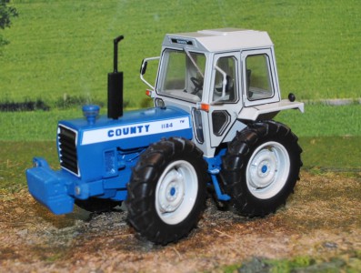 County 1184 Tw Tractor Blue,uh Based                                                                                                                                                                                                                       