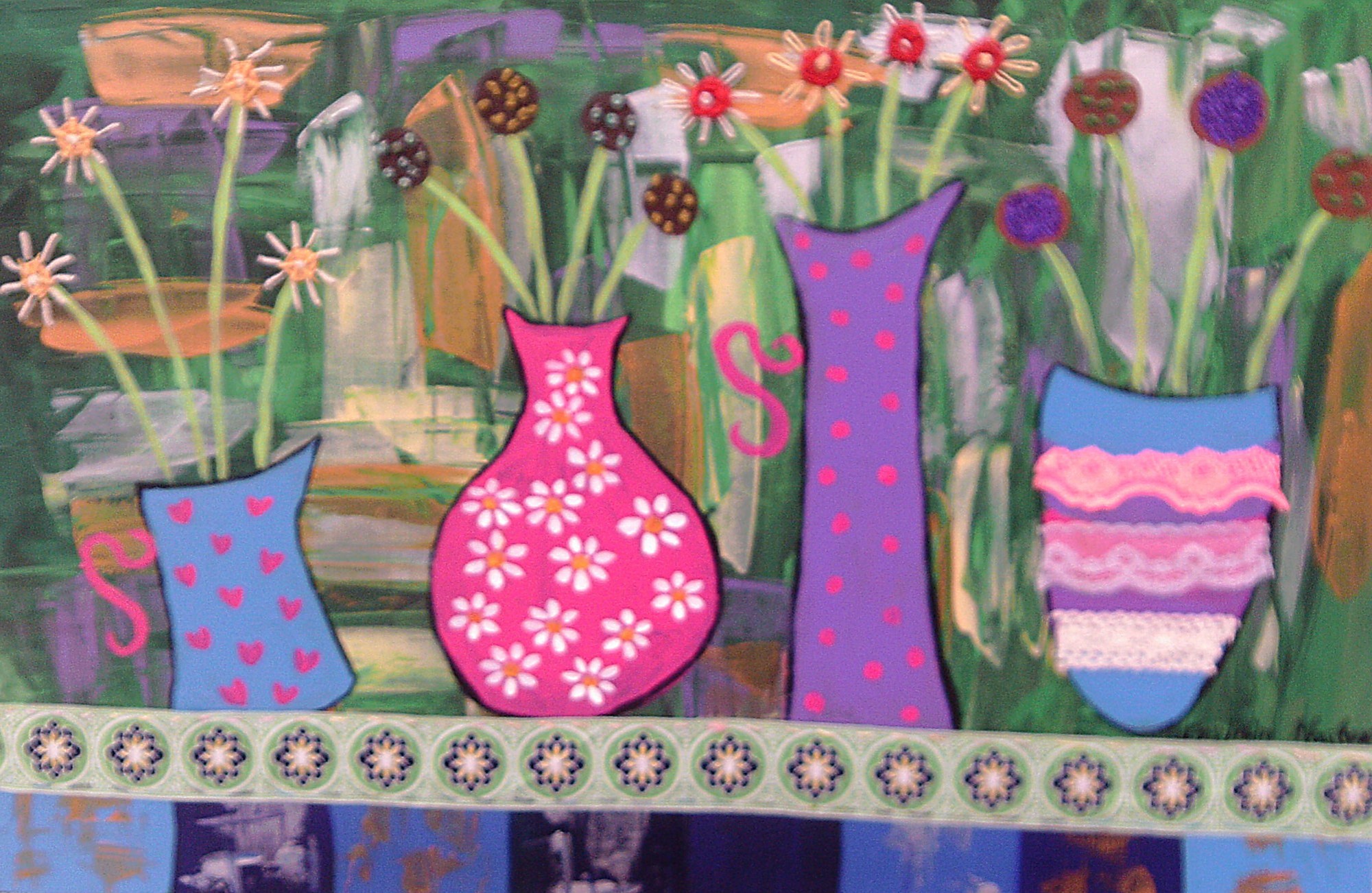 4 Art deco Vases with Embroidered Flowers