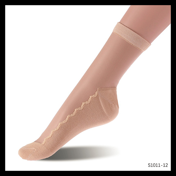 Women Crystal Lace Socks (S1011-12)