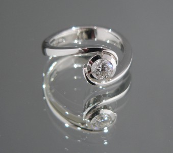Bespoke Platinum and Brilliant cut Diamond Engagement ring