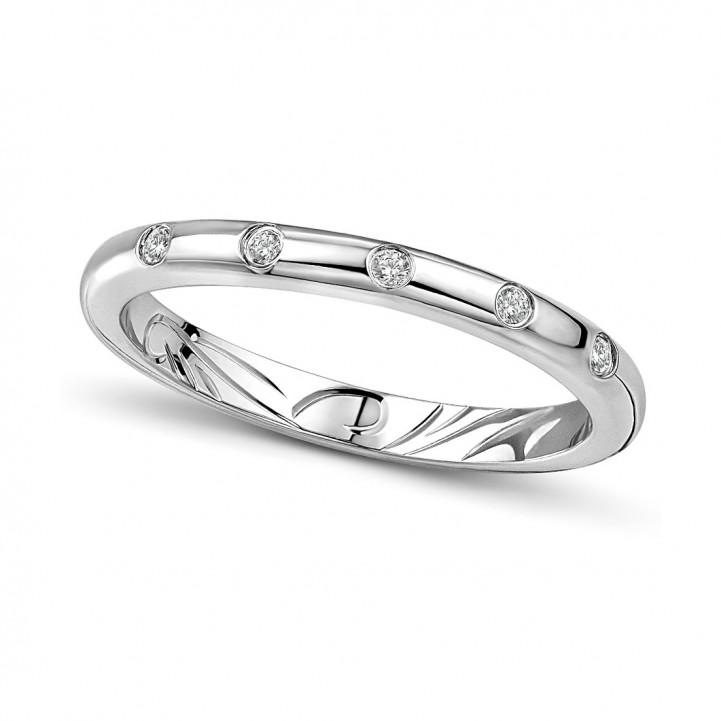Arona Platinum Diamond Wedding Ring