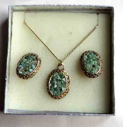 Jade necklace and earrings, jade natural necklace set