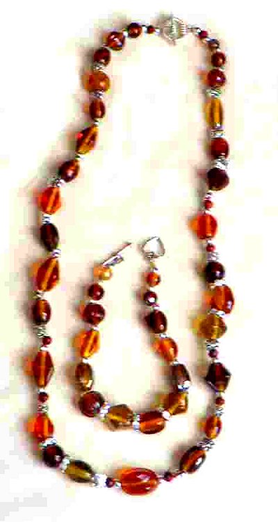 amber glass necklace matching bracelet