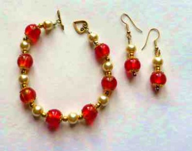 Red and gold glass bead bracelet and earring set