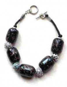 black speckled glass bracelet, chunky bead bracelet