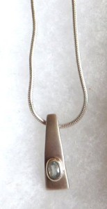 sterling silver drop pendant