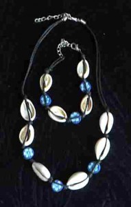 cowrie shell bracelet, seaside shell bracelet