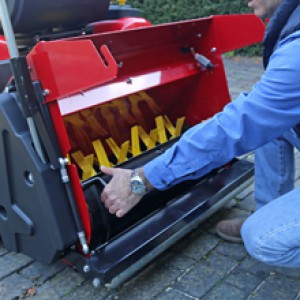 PGC+ POWERED GRASS COLLECTOR